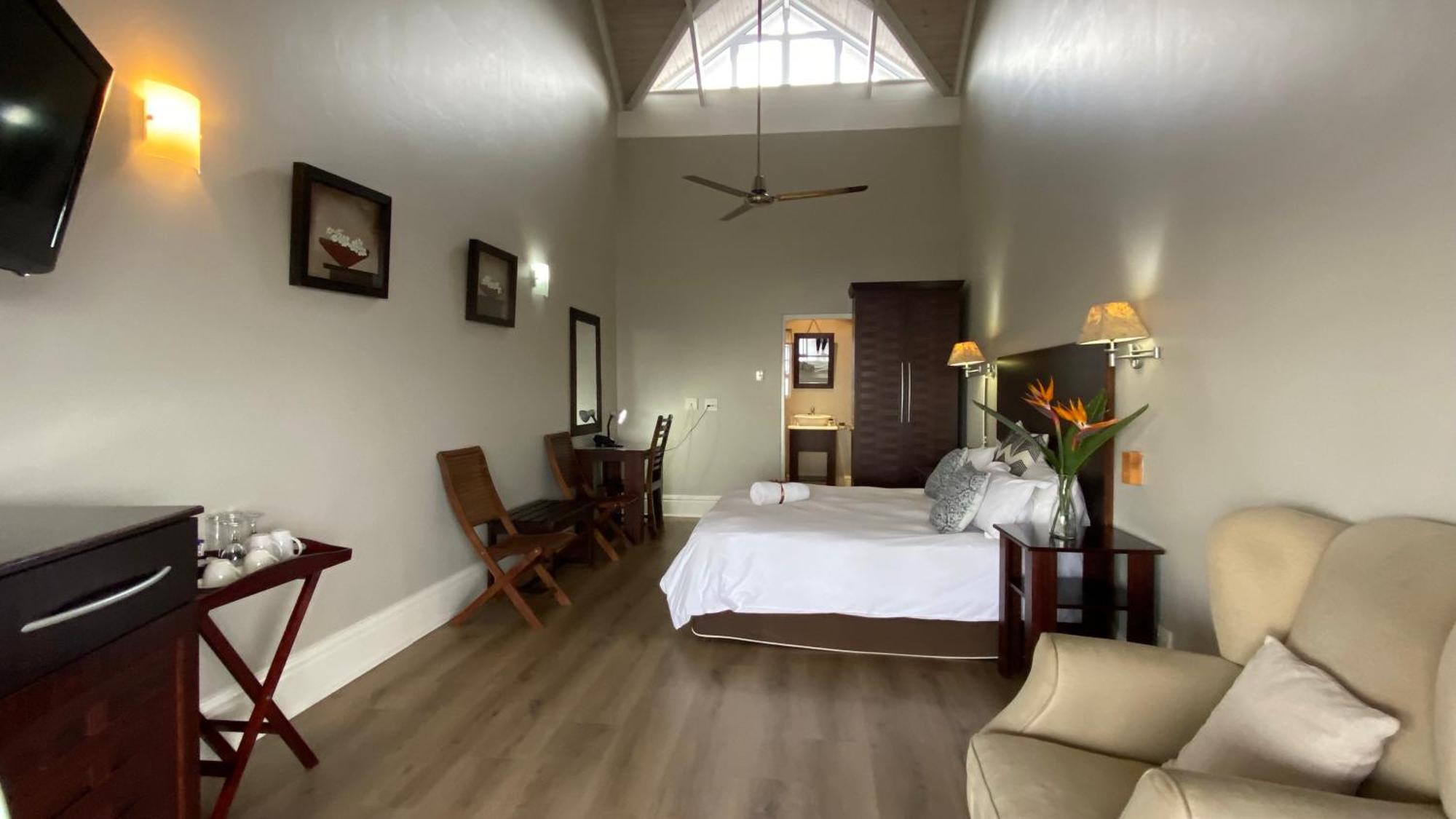 Sir Roys At The Sea Bed & Breakfast Port Elizabeth Ngoại thất bức ảnh